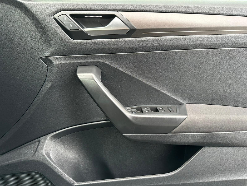 2018 Volkswagen T-Roc 1.0 TSI DESIGN 115HP LOW KM €17,995