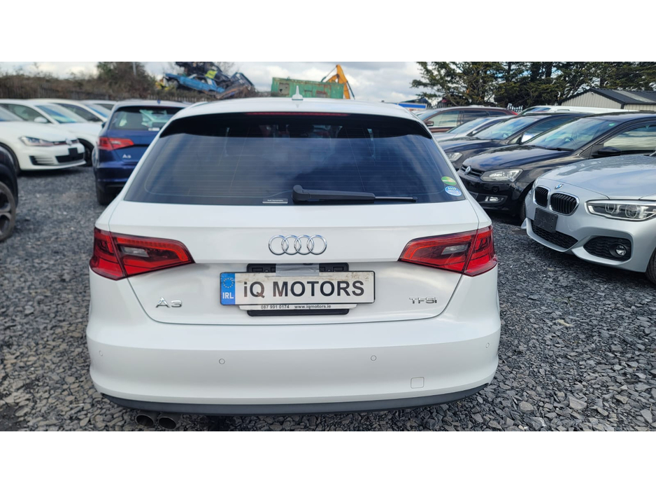 2015 Audi A3 - image 5