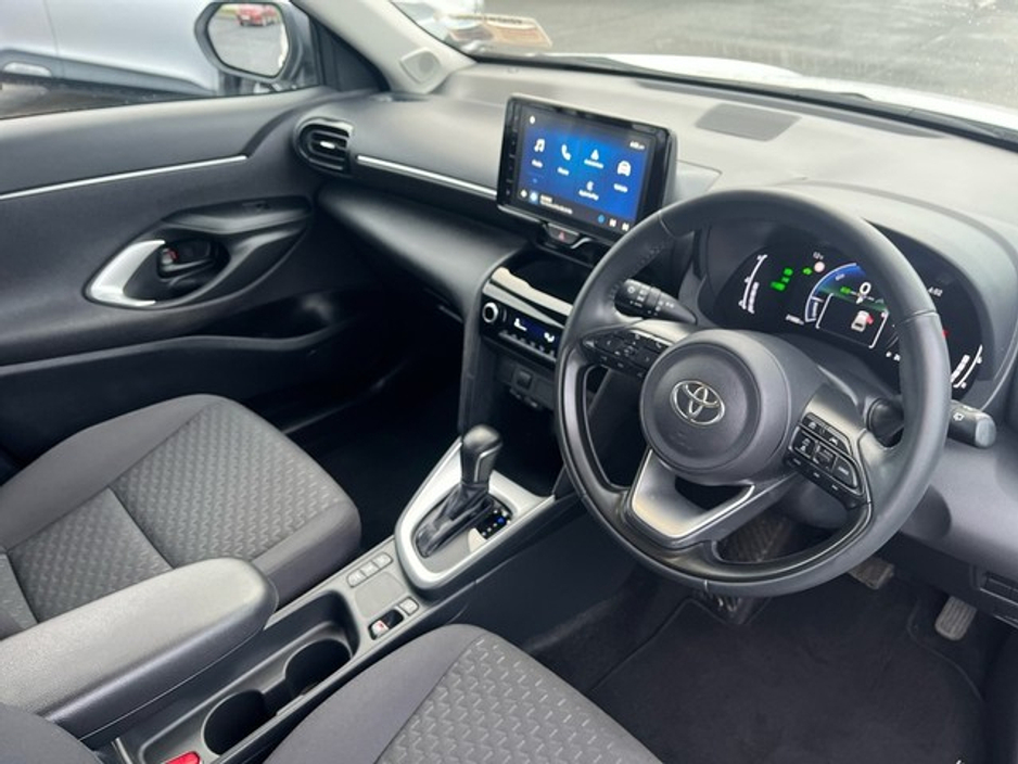 2025 Toyota Yaris Cross Luna €29,950