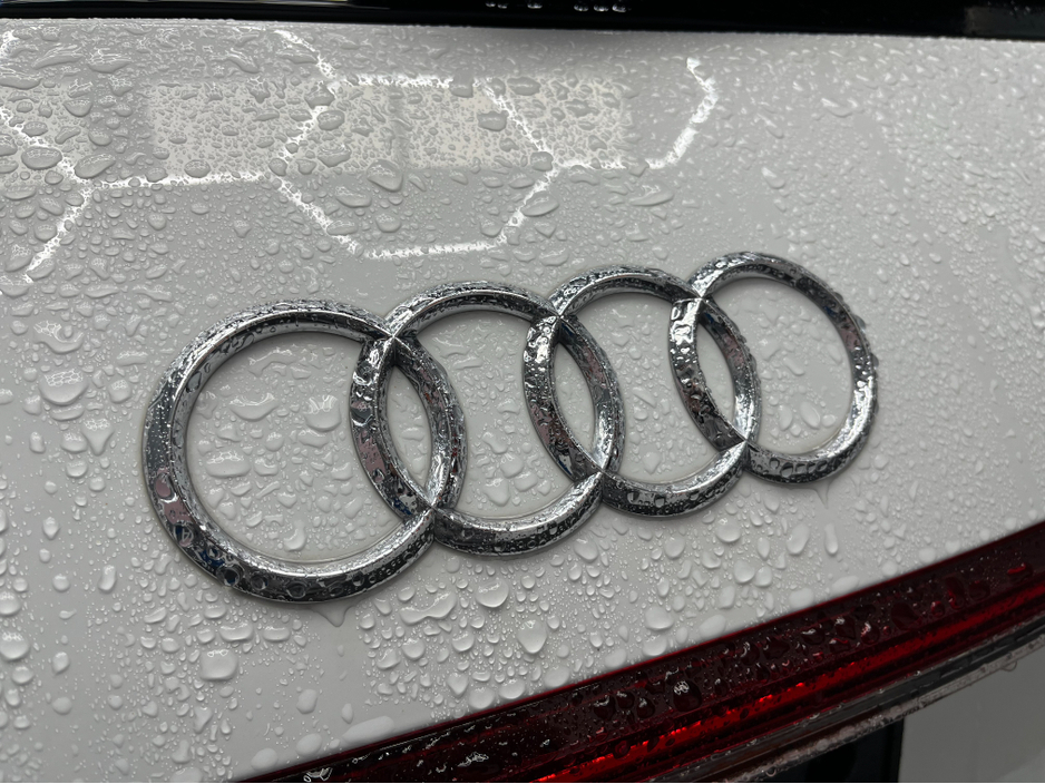 2023 Audi Q4 e-tron €35950! 2023 AUDI Q4 E-TRON 40 S-LINE ELECTRIC AUTOMATIC / CRUISE CONTROL / 360° PARKING CAMERA / HEATED SEATS / PADDLE SHIFTERS / APPLE CARPLAY / AMBIENT LIGHTSSHIFTERS €35,950