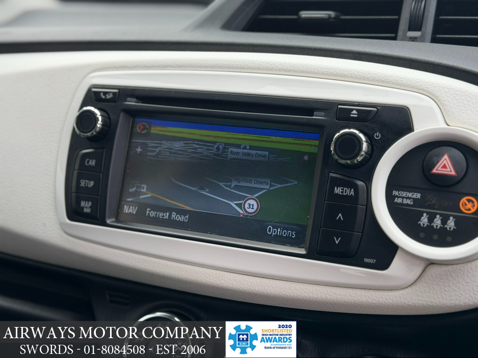 2013 Toyota Yaris 1.33 VVT-I TREND 5DR - FRESH NCT €6,950