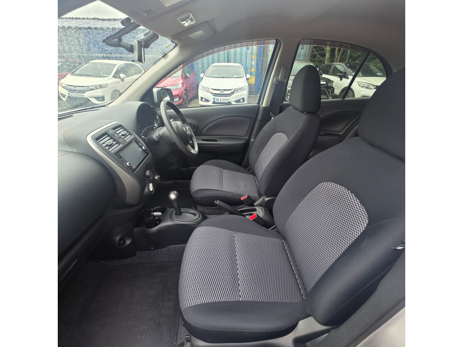 2015 Nissan March - image 17