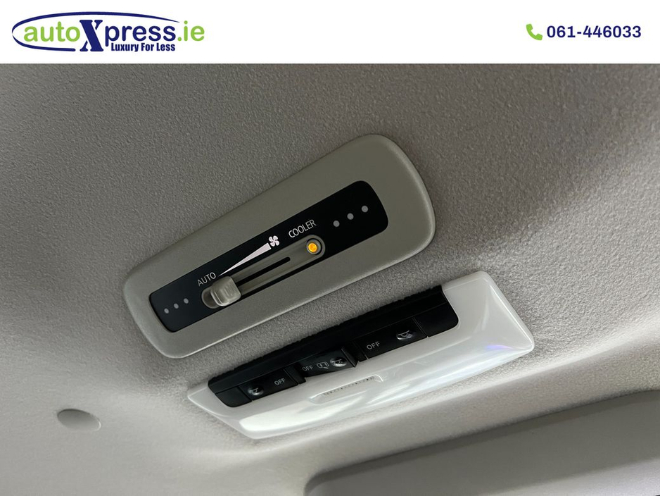 2020 Nissan Serena - image 24