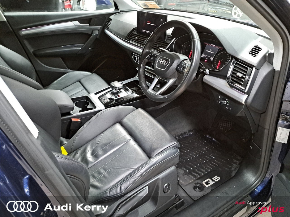 2022 Audi Q5 - image 14