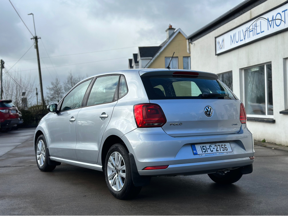 2015 Volkswagen Polo - image 10