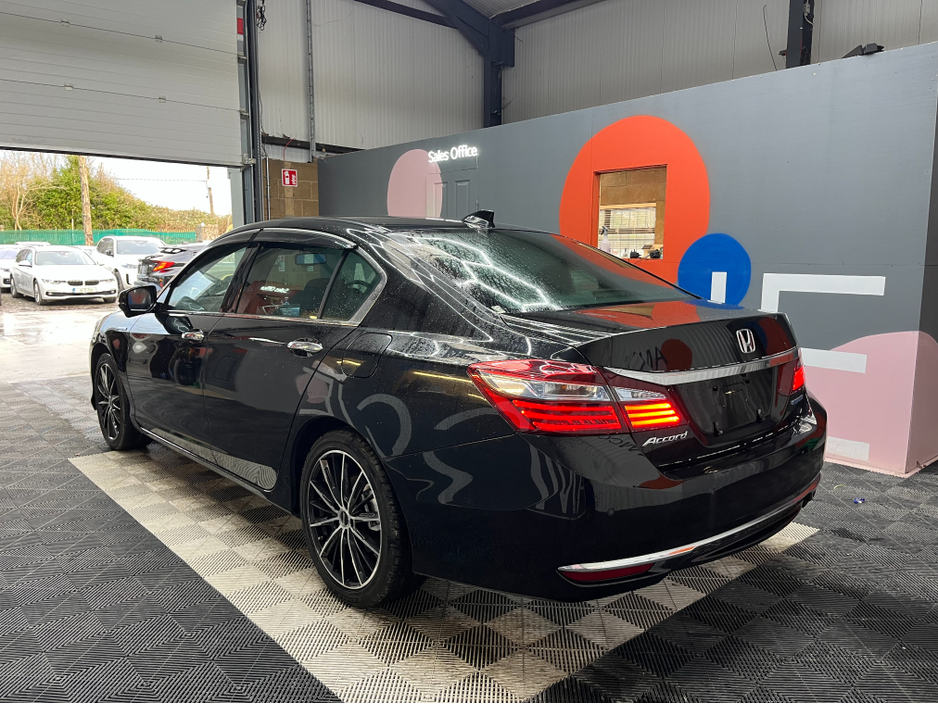 2019 Honda Accord €21950 2019 HONDA ACCORD HYBRID LX 2.0 AUTOMATIC / ELECTRIC SEATS / CRUISE CONTROL / REVERSE CAMERA €21,950