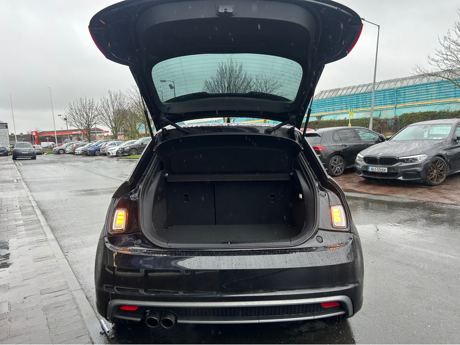 2013 Audi A1 - image 16