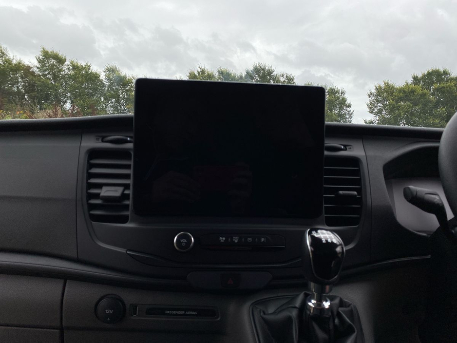 2026 Ford Transit - image 8