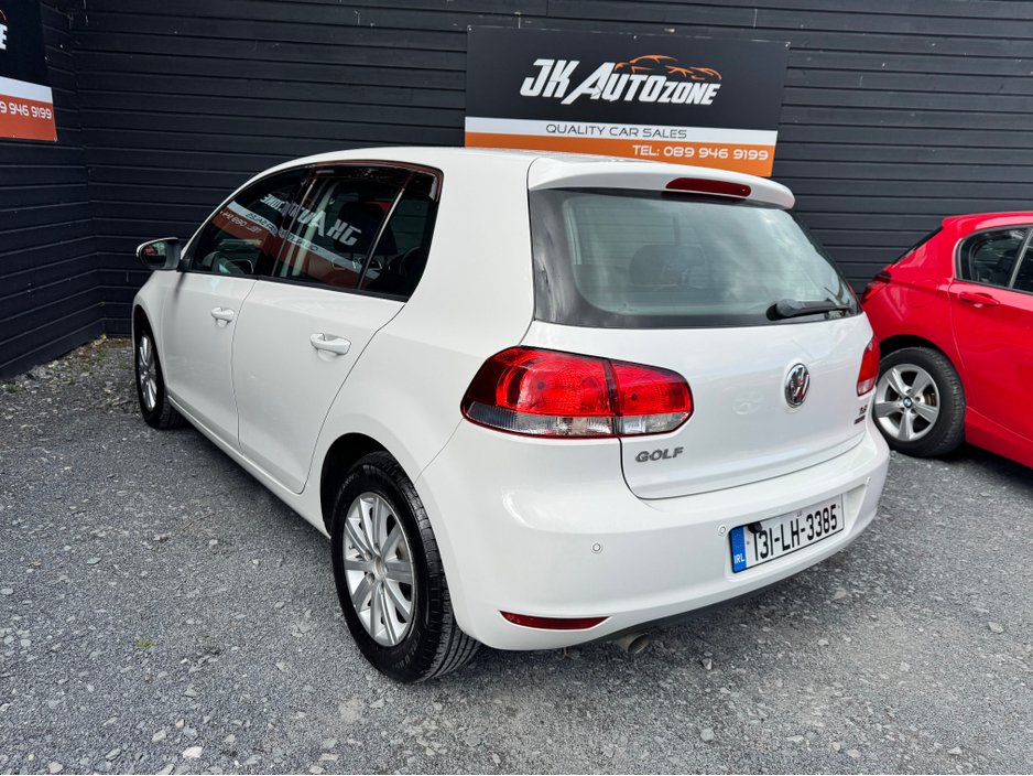 2013 Volkswagen Golf - image 6