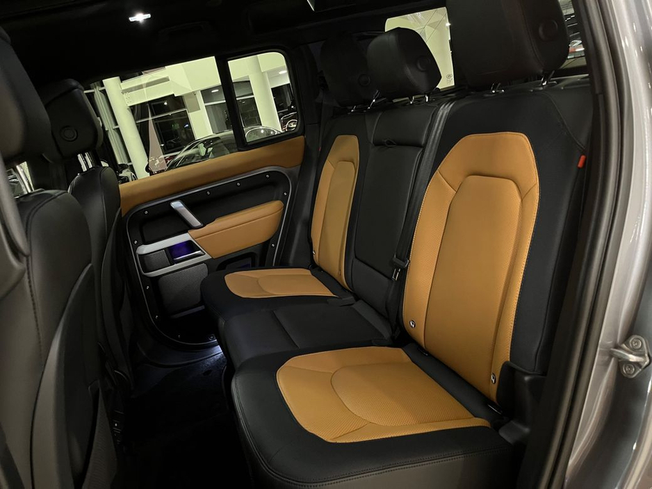 2023 Land Rover Defender - image 19