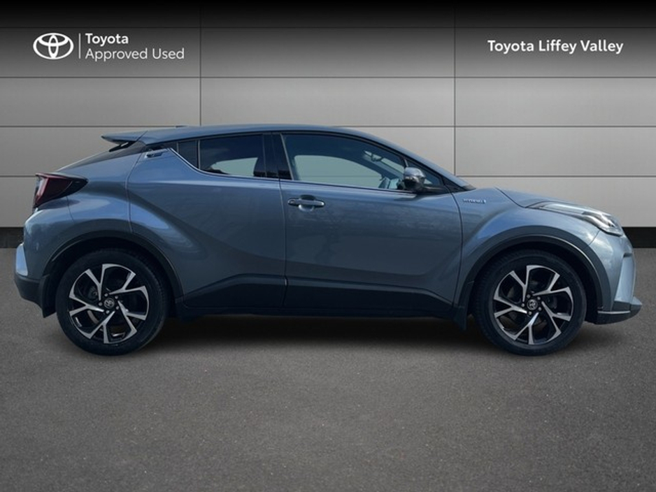 2021 Toyota C-HR - image 3