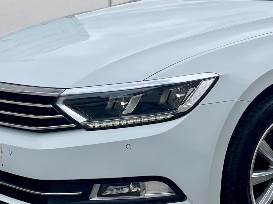 2016 Volkswagen Passat 2.0 TDI SE BUSINESS BLUEMOTION 150 BHP 4DR**HEATED SEATS**SAT NAV**XENON HEADLIGHTS**FSH**MINT CAR** €12,950