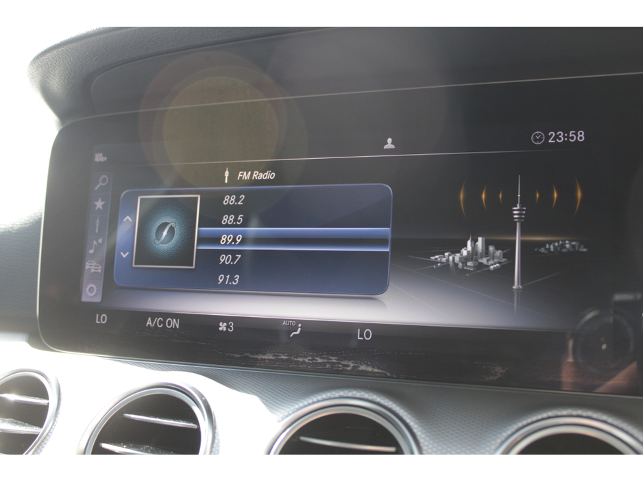 2018 Mercedes-Benz E Class - image 13