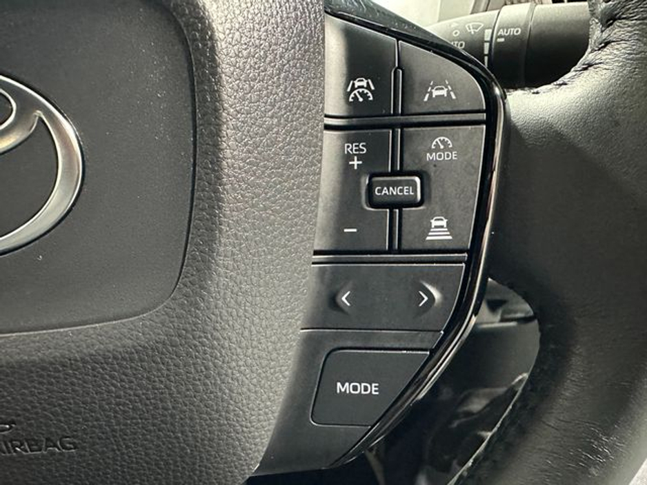 2024 Toyota bZ4X - image 18