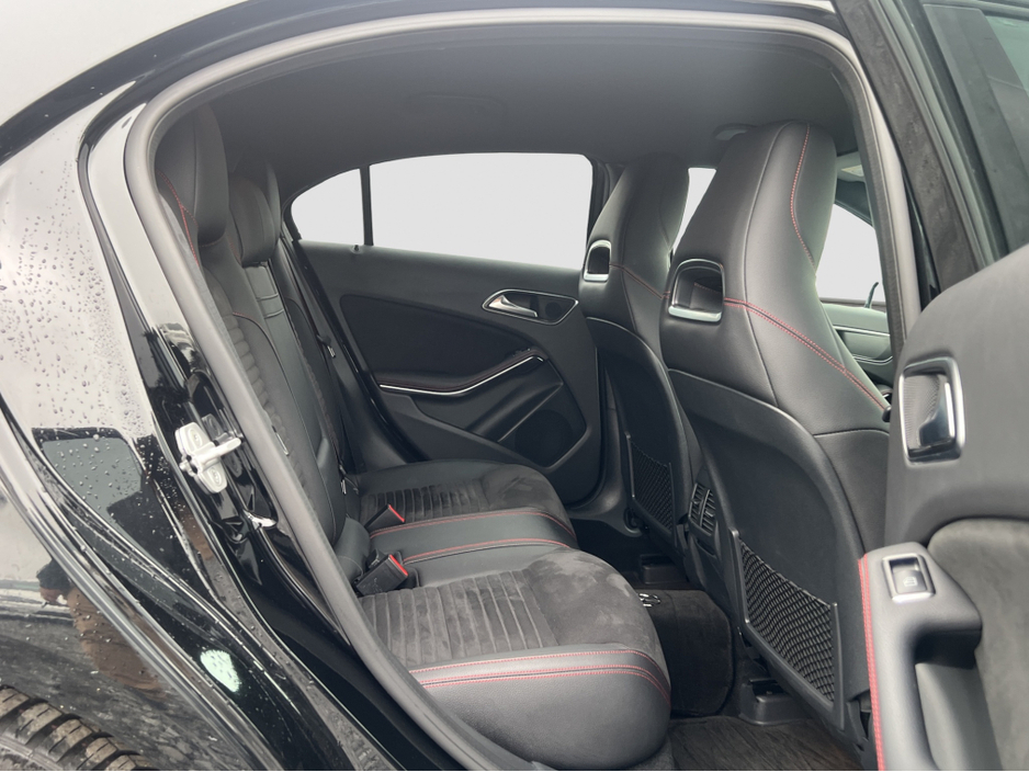 2017 Mercedes-Benz A Class 2017 Mercedes-Benz A-Class A180 AMG Sport Automatic €17,950