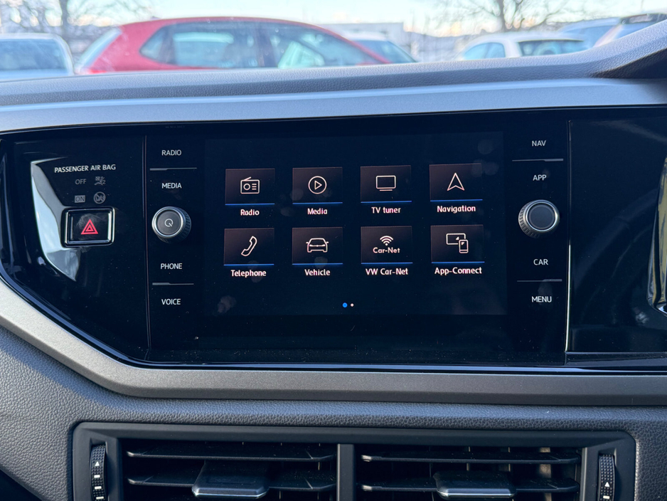 2018 Volkswagen Polo - image 13