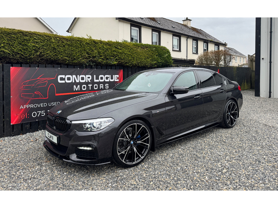 2019 BMW 5 Series - image 3