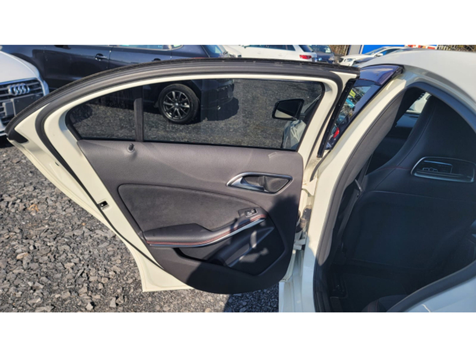 2013 Mercedes-Benz A Class - image 6