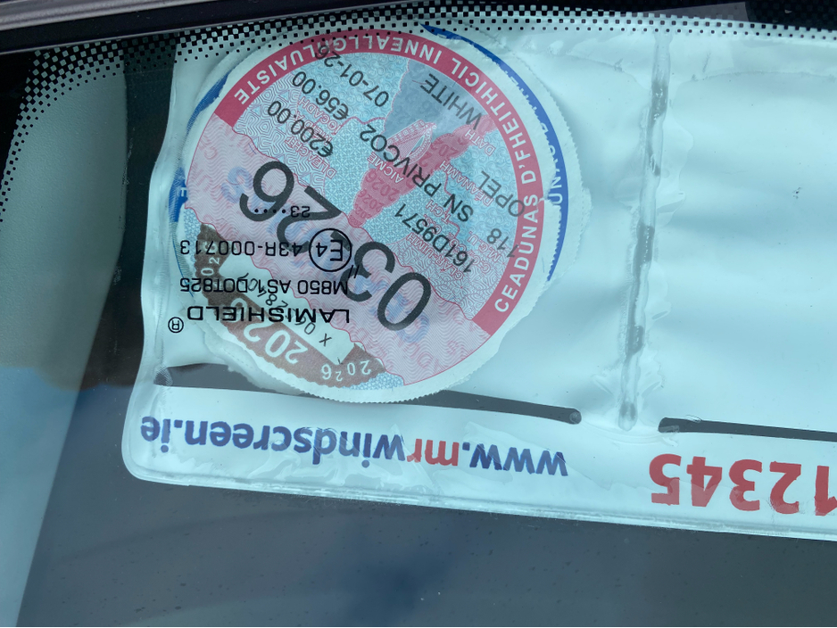 2016 Opel Corsa - image 16