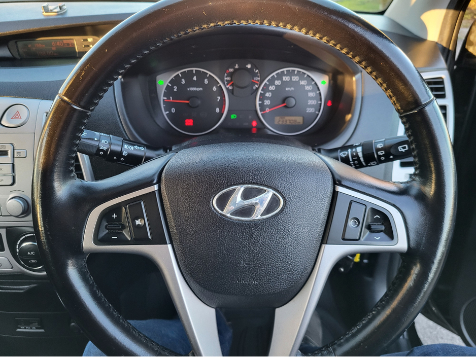 2010 Hyundai i20 (3 months warranty) 1.2 DE LUXURY 5DR €3,999