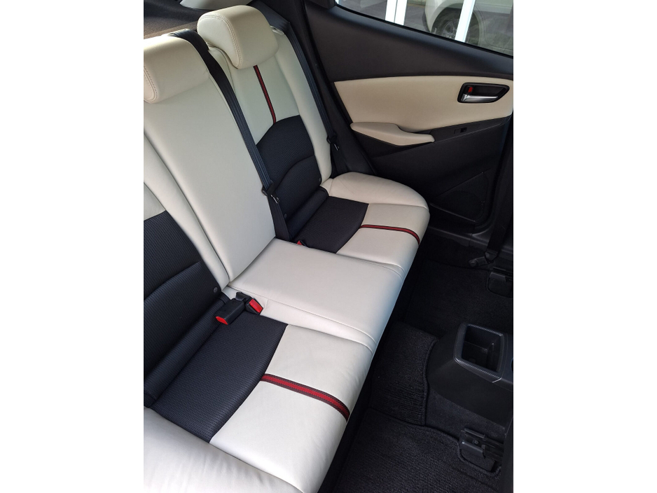 2016 Mazda Demio - image 17