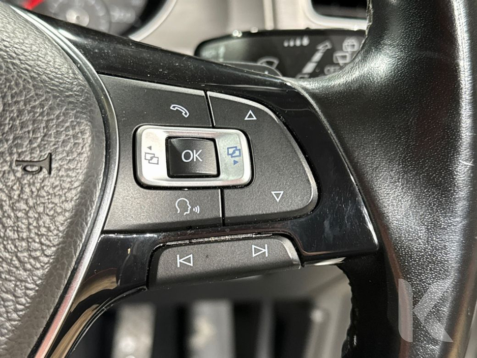 2017 Volkswagen Golf 1.2 TSI COMFORT LINE ESTATE - FACTORY ALLOYS - PADDLE SHIFT - CRUISE CONTROL - REAR CAMERA €14,450