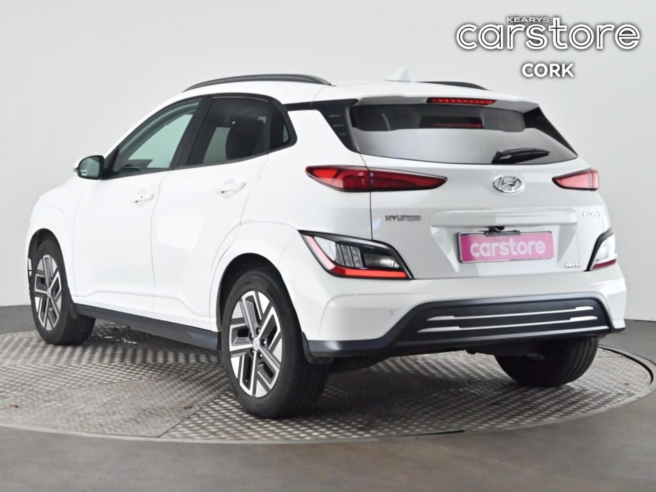 2023 Hyundai Kona - image 3