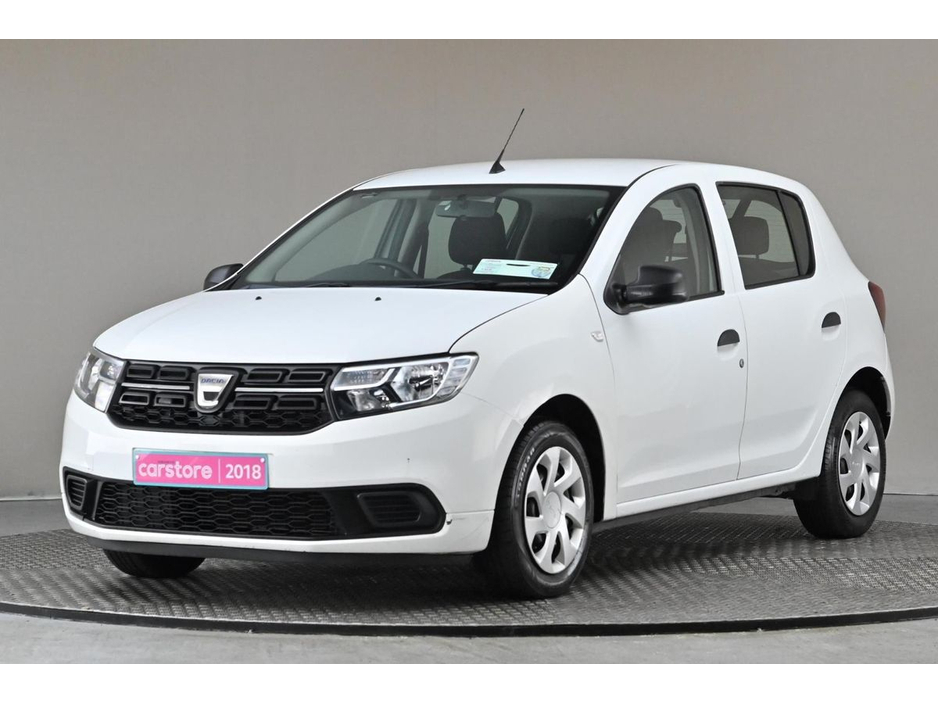 2018 Dacia Sandero - image 3