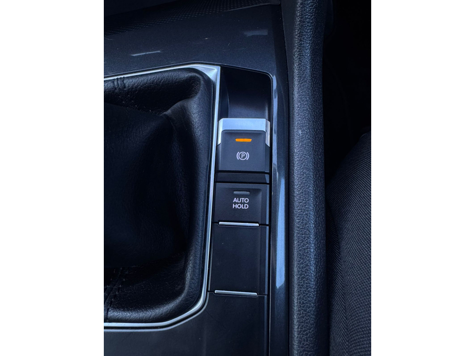 2018 Volkswagen Tiguan Allspace - image 42