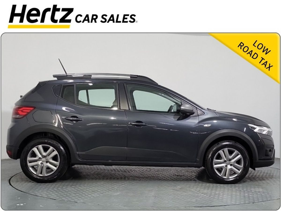 2023 Dacia Sandero Stepway - image 3