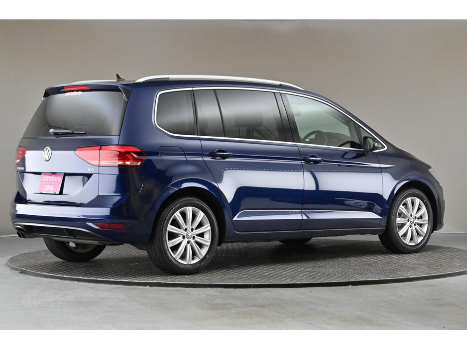 2016 Volkswagen Touran - image 10