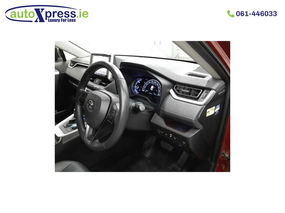 2020 Toyota Rav4 - image 6