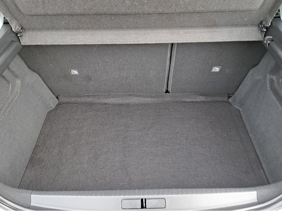 2021 Opel Corsa - image 18