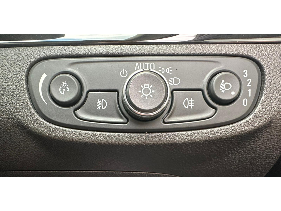 2019 Opel Mokka - image 27