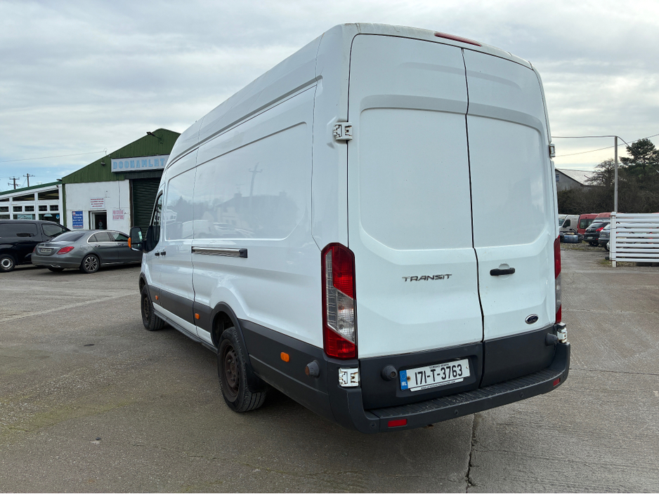 2017 Ford Transit - image 5