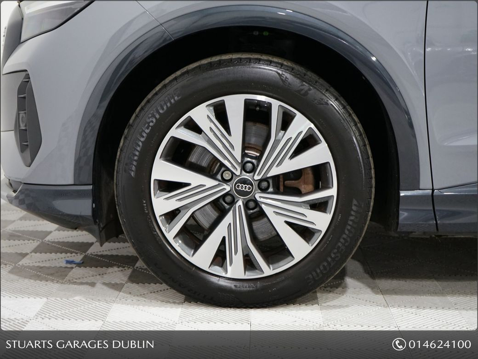 2023 Audi Q4 e-tron “40 – BIGGER BATTERY* Q4 E-TRON SPORT SPORTBACK COUPE: PEBBLE GREY, HEADS-UP DISPLAY, 19” DIAMOND CUT ALLOYS, ANDROID AUTO, HEATED SEATS €33,945