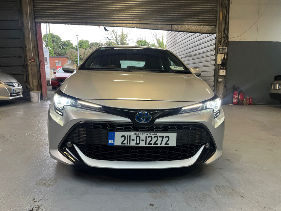 2021 Toyota Celsior HYBRID LUNA H/B AUTO 4DR €24,500