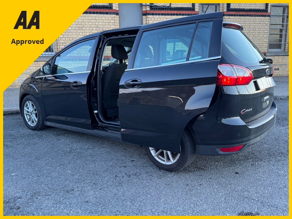 2018 Ford Grand C-Max - image 6