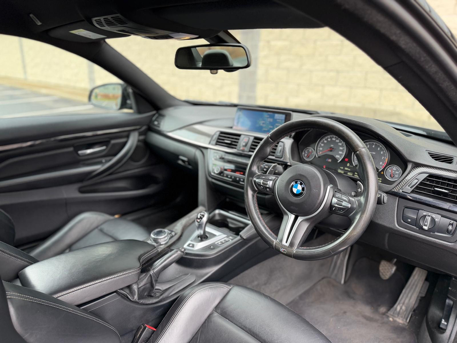 2014 BMW M4 - image 20