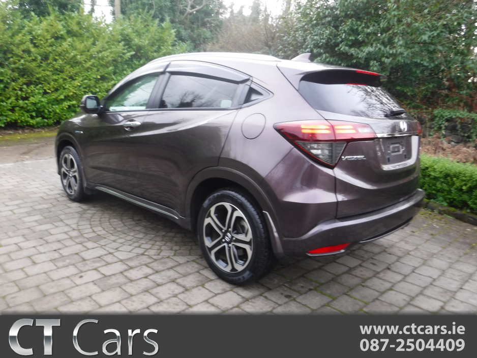 2018 Honda Vezel - image 4