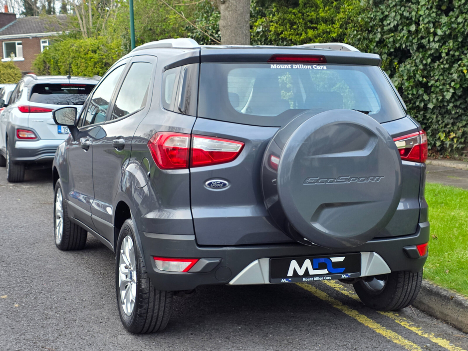 2015 Ford Ecosport - image 12