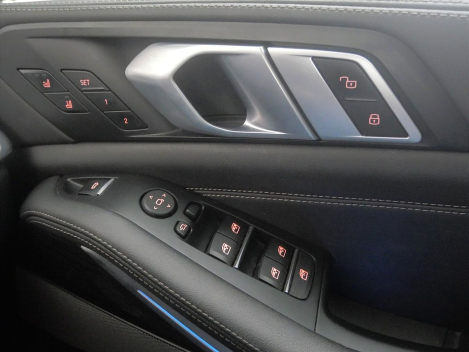 2023 BMW X5 - image 20
