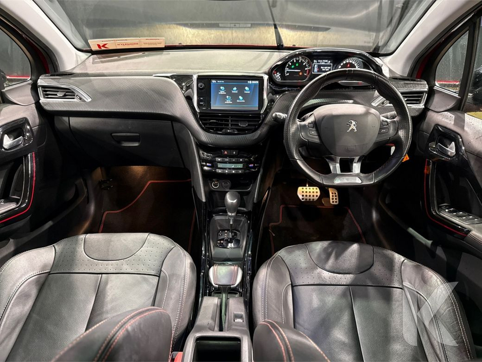 2020 Peugeot 2008 - image 14