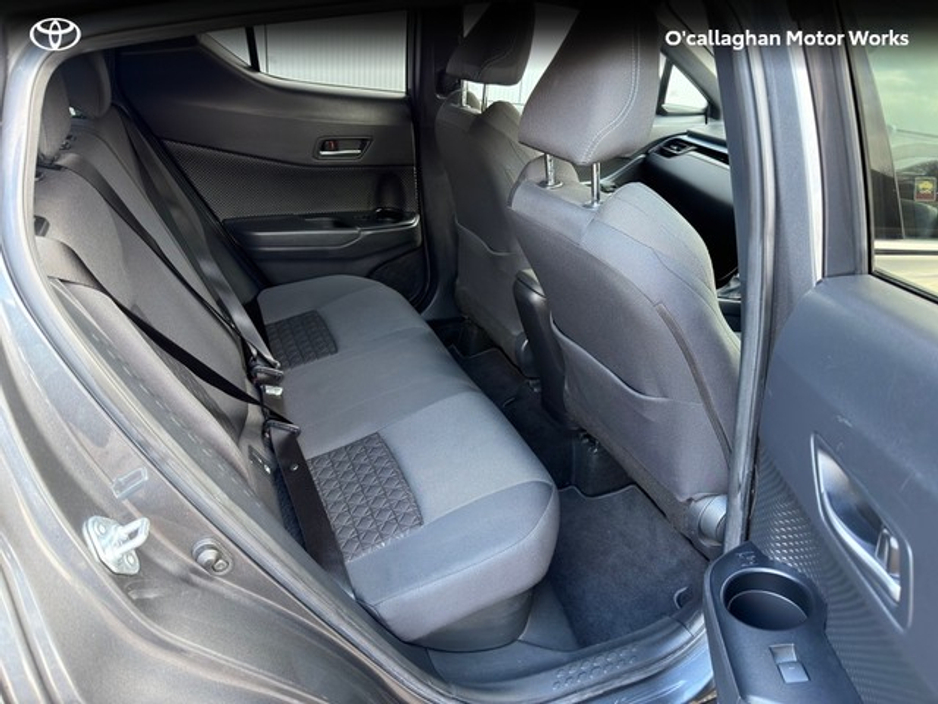 2021 Toyota C-HR - image 8