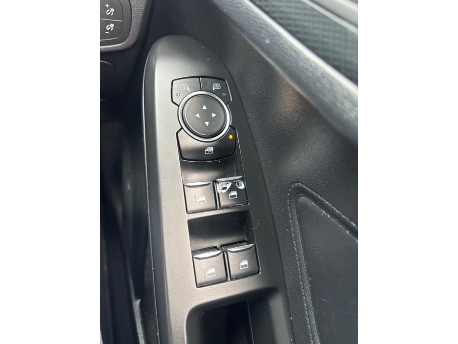 2017 Hyundai i40 - image 3