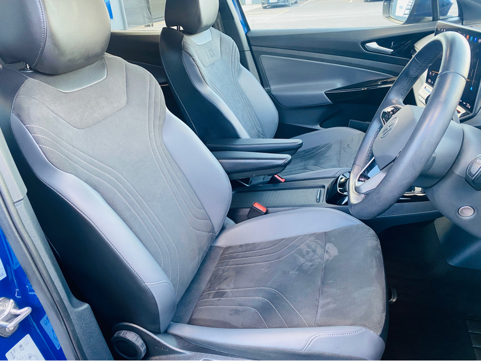 2024 Volkswagen ID.4 - image 13