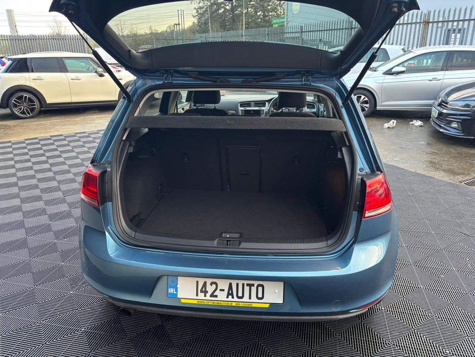 2014 Volkswagen Golf - image 7