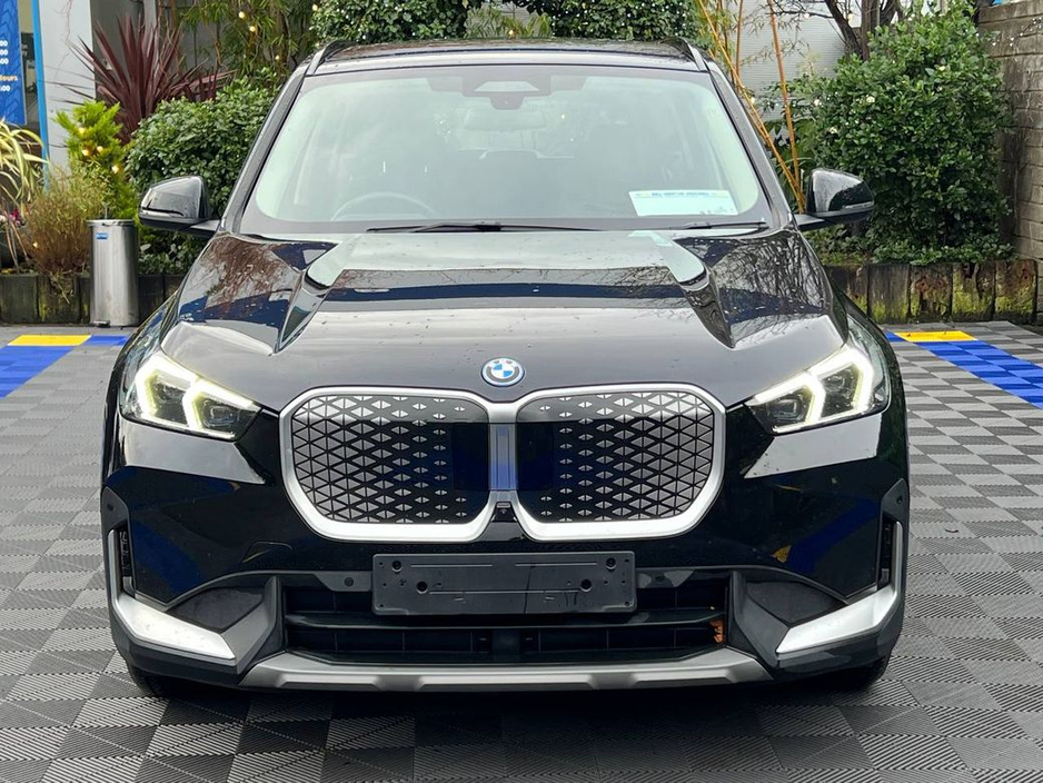 2025 BMW iX1 EDRIVE20 SPORT // NEW 19" ALLOYS // HEADS-UP DISPLAY // HEATED SEATS // ADAPTIVE CRUISE CONTROL €39,900