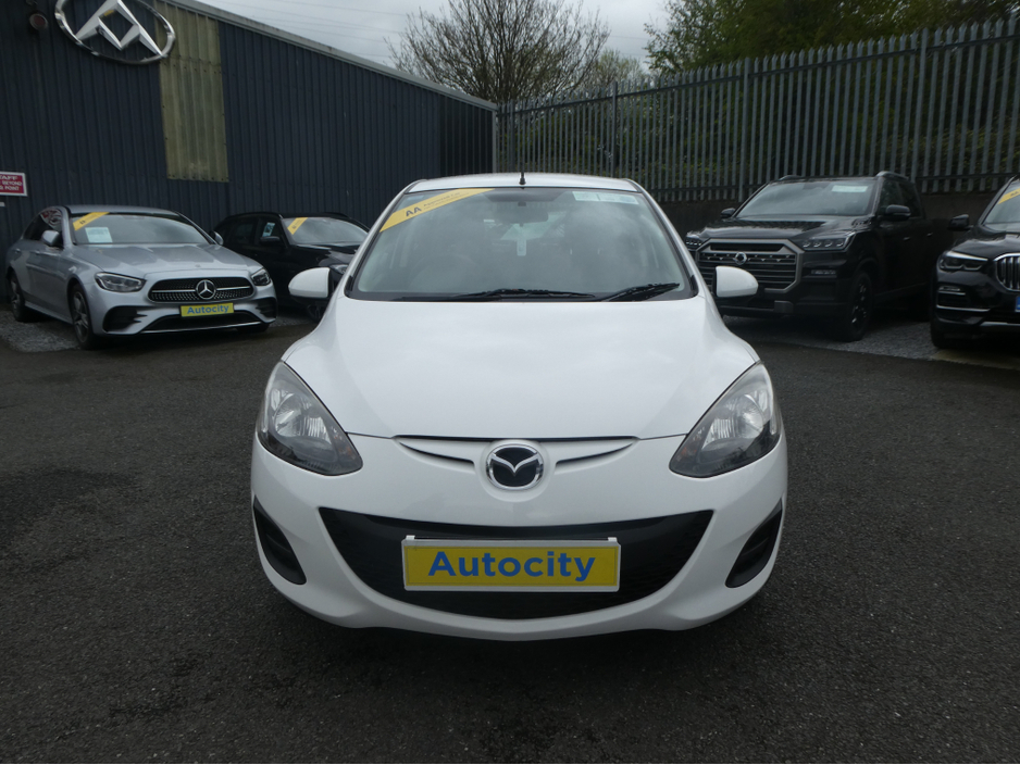 2013 Mazda Mazda2 - image 3