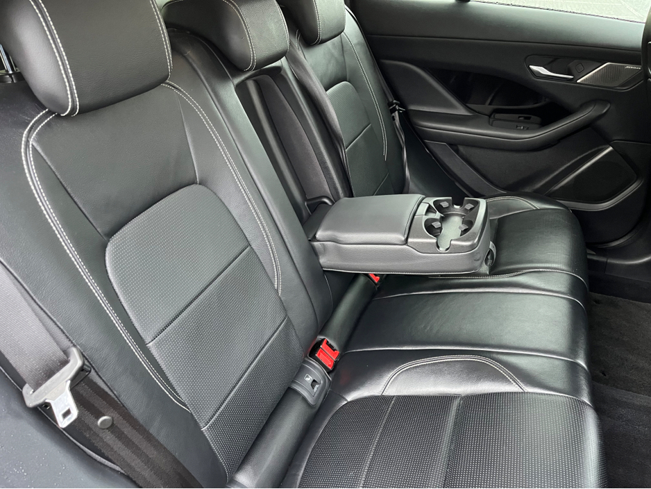 2020 Jaguar I-Pace - image 18